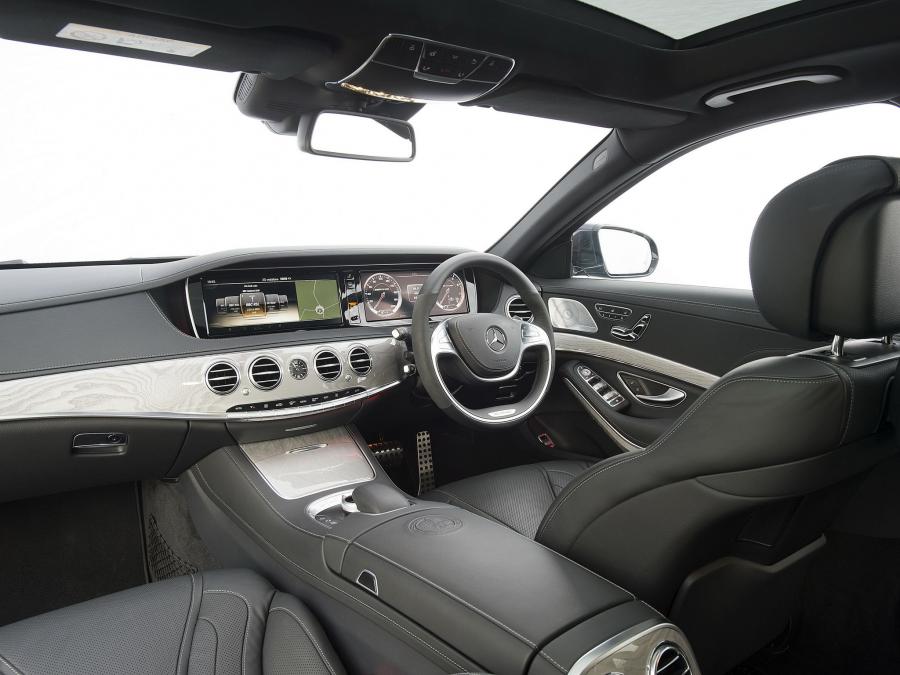  Mercedes-Benz S63 AMG 2014 года  (UK) (фото 15 из 24)